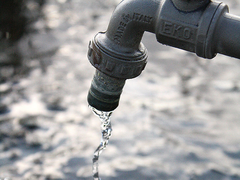 如何檢測(cè)家里自來(lái)水的水質(zhì) 如何檢測(cè)家里自來(lái)水的水質(zhì)