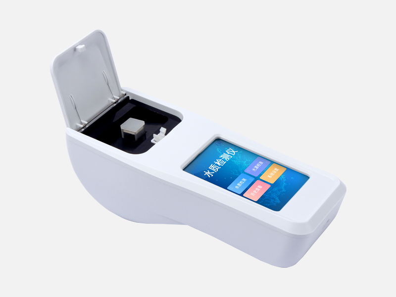 泳池水質(zhì)檢測(cè)儀使用與維護(hù)